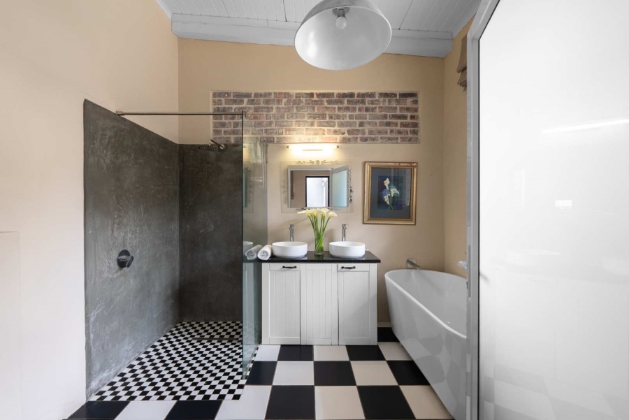 3 Bedroom Property for Sale in Gardens Western Cape